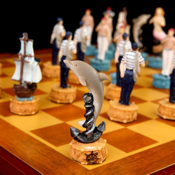 Chess Set Free Shipping Creative Design Theme of The Mermaid Chess Sets Sea-Maid Resin Chess Pieces Wooden Board Game