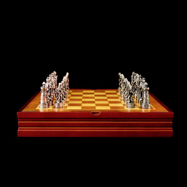 Chess Set Free Shipping High Quality Tin Zinc Alloy Metal Knight Characters Chess Sets 32 Chess Pieces Chess Set Luxury